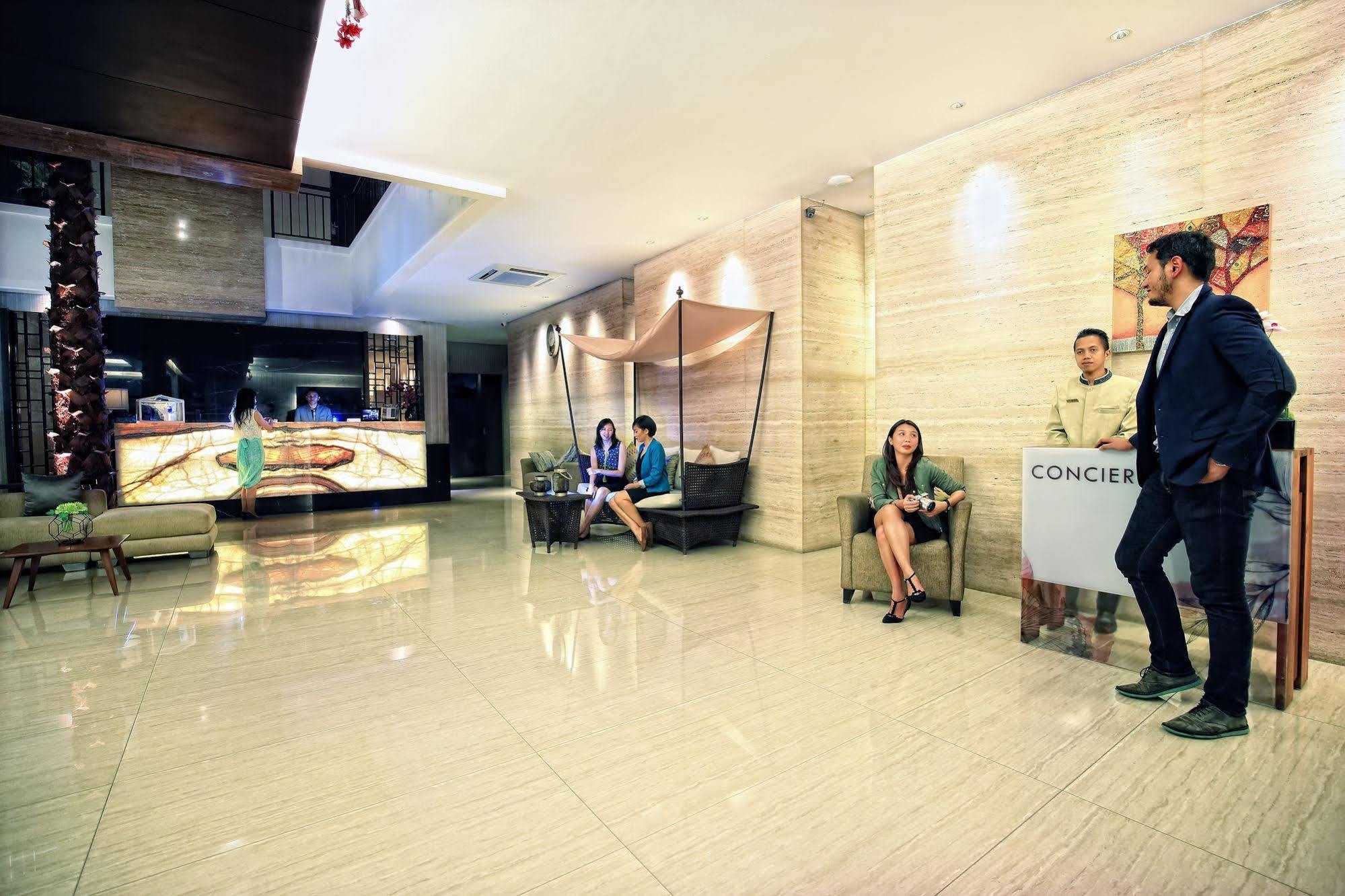 Rasuna Icon Hotel Jakarta Exterior foto