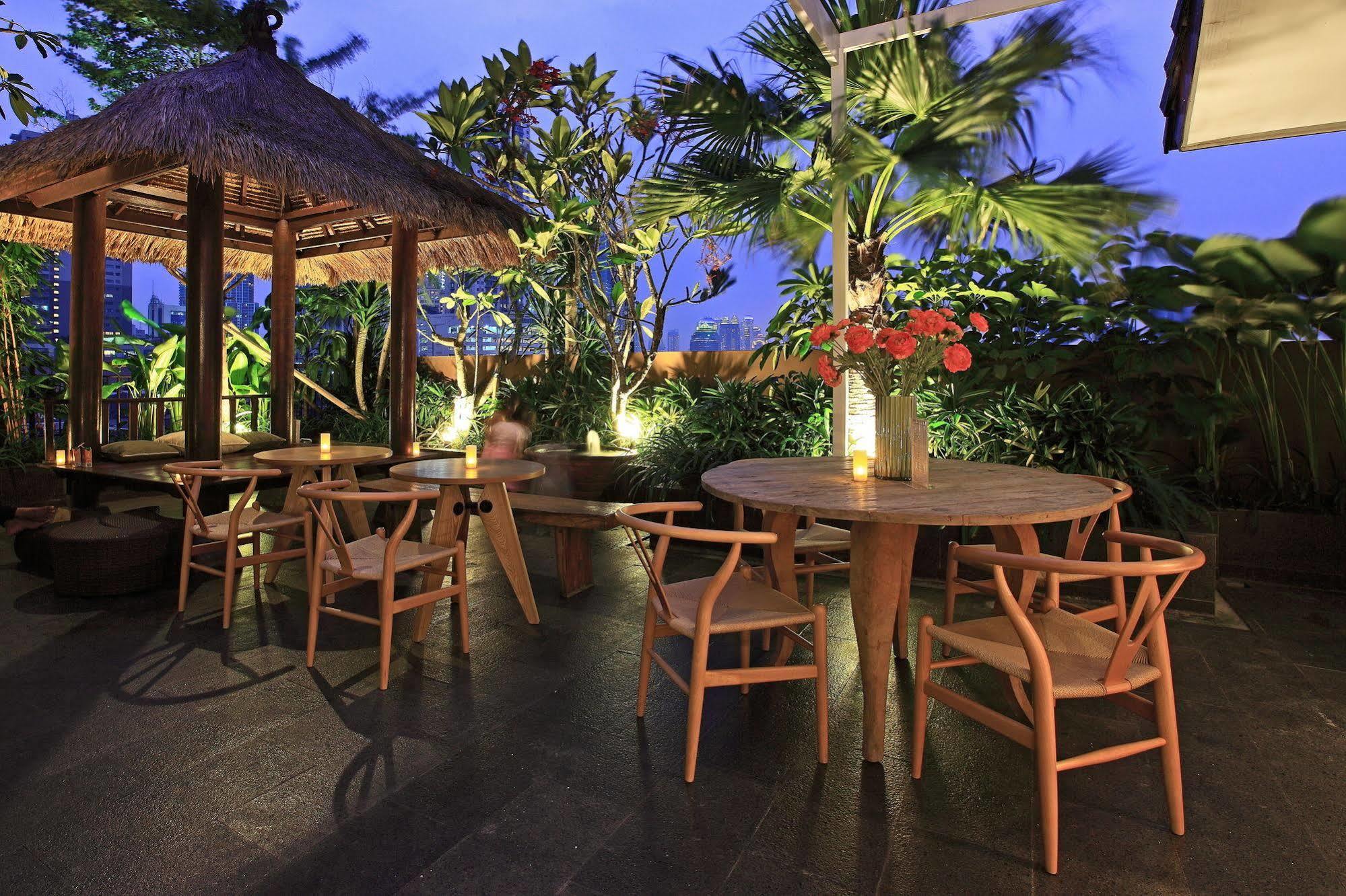 Rasuna Icon Hotel Jakarta Exterior foto